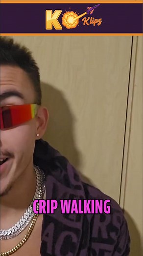 Just found out my broken foot is still broken after almost 5 months! It's healing slowly, but I definitely haven't been babying it. Open ocean kayaking with a broken foot probably wasn't my smartest move... but it was fun! #BrokenFoot #HealingJourney #InjuryUpdate #KayakingFail #NotSmart #BeachWalks | Krash Out Klipz | Facebook