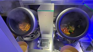 Robo-chef on wheels: Silicon Valley startup serves up delivery that cooks itself en route