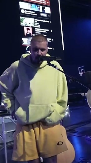 JUSTIN BIEBER COVERS KANYE WEST