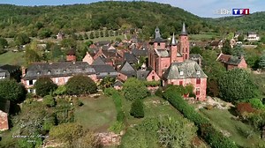 À la découverte des monuments de Collonges-la-Rouge