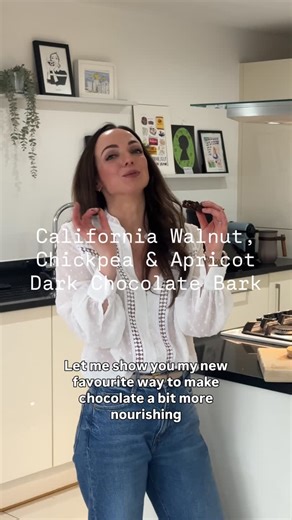 Nichola Ludlam-Raine BSc PGDip MSc RD on Instagram: "ad 🍫 California Walnut, Chickpea & Apricot Dark Chocolate Bark .. if you make one thing this weekend, make this! Sweet, crunchy, and secretly nourishing .. it’s like a heathy rocky road (but better!) ✨ This chocolate bark recipe is packed with fibre, plant protein and healthy fats - and makes a brilliant homemade snack or healthier treat to keep in the fridge. The crispy cinnamon chickpeas add crunch, the dried apricots bring natural sweetnes