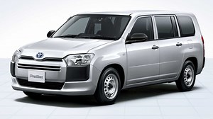 Toyota Probox 2022: furgoneta con estilo de los años 80