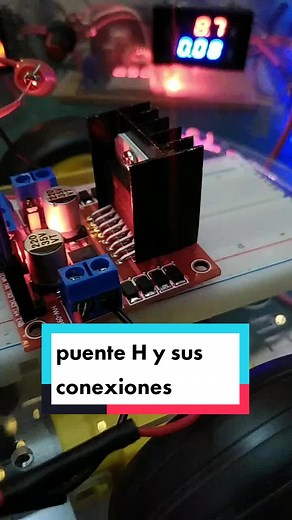 Tutorial de Puente H con Arduino: Configuración y Conexión