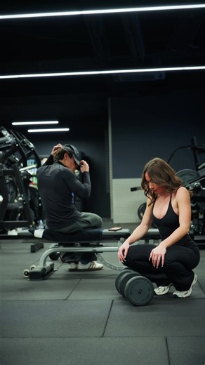 Who is this guy ? 🧢 @Kellux2.0 • Outfit @Gymshark 🦈 Cxde PYX10 #gymshark66 #you #cap #gymgirl #collaboration