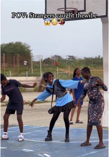 Dance Challenge: Caught the Vibes with Strangers