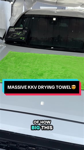 The Ultimate Guide to Choosing Drying Towels for Car Detailing