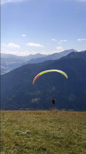PARAPENTE - Décollage au Mont Bisanne, Beaufortain