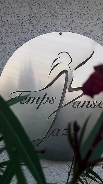 Nouvelle plaque pour Temps Danse Jazz