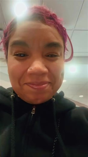 The new ring! Upgraded 💍 #engagementring #weddingbandset #jewlery #diamonds #marriage