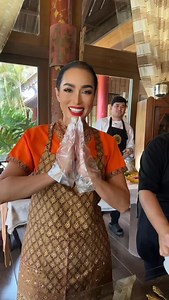 Making our Khun Lek Mango and Sticky Rice for our birthday girl today here at Khun Lel Thai Dining @ep.farm | Rachel Lobangco