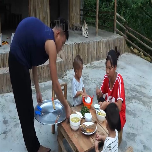 Recipe for a Perfect Day: Storm Fishing Fresh Catch Two Sous-Chefs = Pure Gold. | Rural Village Life