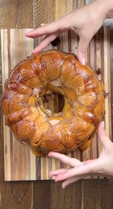 Peach Cobbler Monkey Bread – Sweet, Easy, and Delicious Recipe