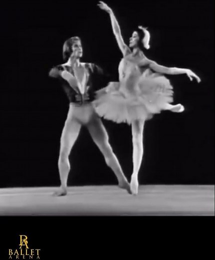 Margot Fonteyn & Rudolf Nureyev in Swan Lake