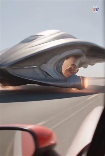 Saat UFO Menyentuh Aspal: Berpapasan di Kecepatan Lambat#slowmotion##fyp#trending