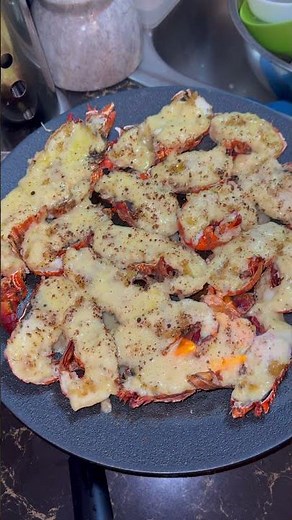 Lobsters w/ Mornay sauce! 😋#food #foodie #fyp #shorts #fypシ゚viral #yummy #delicious #recipe