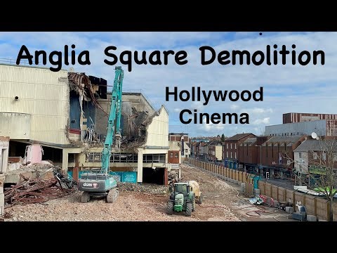 Hollywood Demolished Slowly 📽️