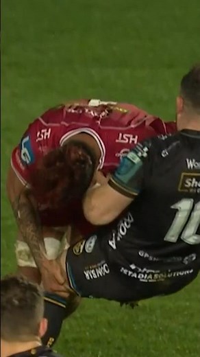 A bone-rattler from Vaea Fifita 💥 #rugby #tackle #Scarlets