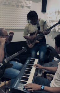 Pires Heber on Instagram: ". . . . . #groove #grooving #guitar #keyboard #bass #latenighttalks #latenightthoughs @enos_david_ X @khalyangel X @piresbass_heber"