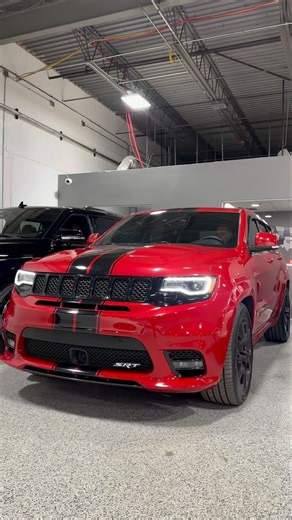 Grand Cherokee SRT6.4L V8. Is it worth? #srt #jeep