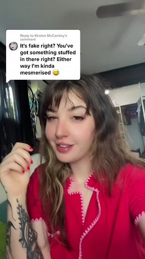 Sarah Button (@tallfatcat)’s videos with original sound - Sarah Button