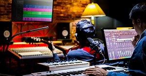 Music Distribution Services: A Musicians Guide (2022) | DKMBA