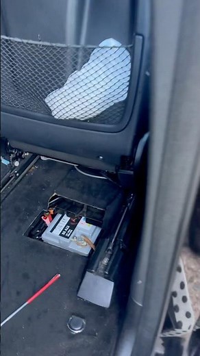 Wymiana Akumulatora 😁 Mercedes ML AMG