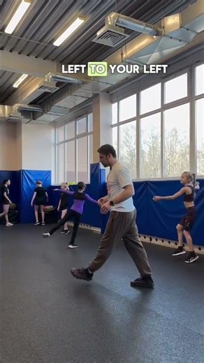 the Axel jump technique #figureskating #iceskating