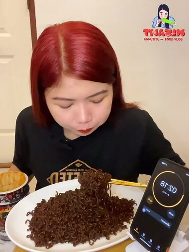 Eating Ghost Pepper within 3 minutes???😱#foryou #tiktokthailand🇹🇭 #foodblogger #Thazinappetite #mukbang
