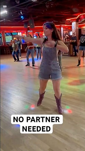 Austin 🤠🔥Line Dance (Boots Stop Workin’) #Shorts #dasha #linedance #danceclass #countrylinedance
