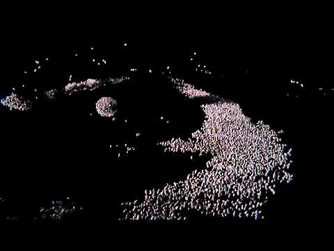 Gravity Simulation - Forming a Planet using Maya Particles TEST // Warum sind Planeten rund