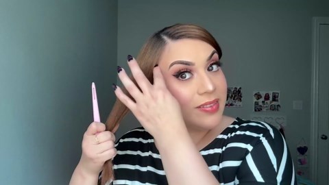 Cordless Hair Straightener Brush - Portable Hair Straightening Brush for Travel - 300M Negative Ions for Frizz-Free Shine, Touch Up On-The-Go, Fast Heating, Gift for Women, 10,000mAh