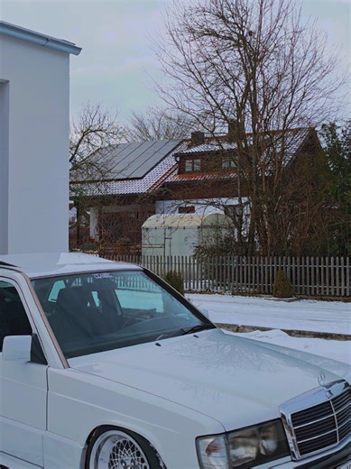 Exploring 90s Vibes with Mercedes-Benz Classics