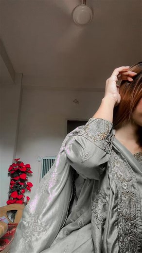 Rihiya Rihi (@rihiya___rihi)’s videos with original sound - Mu Ra Ri 🔹