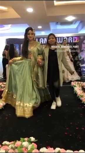 #glam award show #model ramp walk