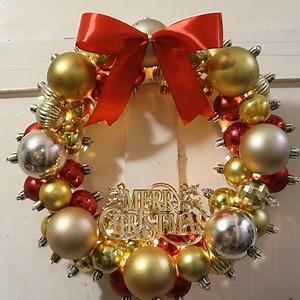 148K views · 481 reactions | DIY Christmas ornament wreath with red bow | GH Media | Facebook