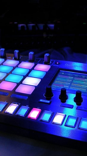 The Secret Behind Sound: How Is Sound Created? 🎶🔊 Ever wondered how sound is created? Dive into the fascinating world of sound waves and discover the science behind this everyday phenomenon. From vibrations to eardrums, learn how sound travels and reaches our ears. Perfect for curious minds! 🌍🔊 #SoundScience #Physics #ScienceExplained #ZiranScience Welcome to my YouTube channel! 🎥 Here, you'll find exciting and informative videos on Education. Don't forget to hit the subscribe button and tu