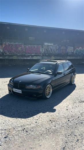 Classic E46 330i M Sport in Finland