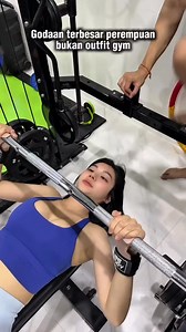 Siapa yang salah?? 😂 #gym #gymchallenge #fitness #workout #gymprogress #womanfitness #olahraga #tipsolahraga #tipssehat #tipsdiet #workoutplan #gymoutfit #gymgirl | ANAK GYM