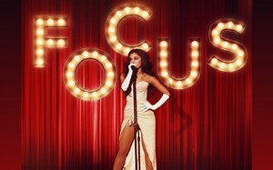 【经典回顾】A妹Ariana Grande 2015年美国音乐大奖上演唱百老汇版本《Focus》