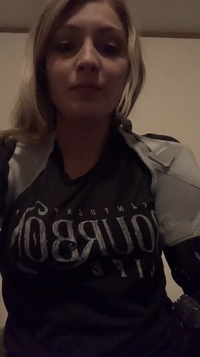 Finally got my prosthetic arm! #prosthetic #amputee #fyp #foryou #MakingTheCut #bebionic #prostheticarm