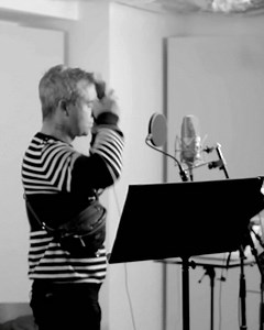 106K views · 6.5K reactions | #cantstopchristmas | Robbie Williams | Facebook