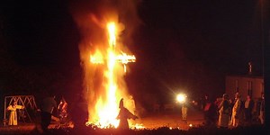 Mississippi man faces federal charges for allegedly burning cross to threaten Black family: report