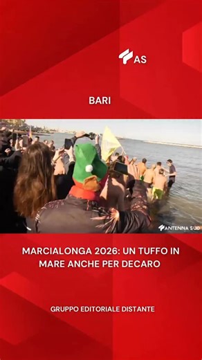 C’è sempre una prima volta per tutti nella vita. E la prima per Antonio Decaro in questo 2026 che lo vedrà ricoprire il ruolo di presidente della Regione Puglia, coincide con il tuffo in mare il primo giorno dell’anno per la Marcialonga Nicolaiana! “L’acqua? Per fortuna non era fredda…” | Antenna Sud