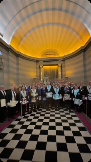 Origins of London Welsh Lodge No.2867 London Welsh Lodge No.2867 was consecrated in September 1901 in London to serve Welsh Freemasons residing in the city. At the turn of the 20th century, there were more than 35,000 Welsh-born people living in London, with vibrant communities centered around Welsh culture, language, chapel life, and societies such as the Cymmrodorion (which promoted Welsh learning and charitable works). It was in that cultural soil that the idea for a distinctly Welsh Masonic 
