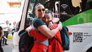 16K views · 125 reactions | LAURA e de-a noastră și NE MÂNDRIM cu EA! LACRIMI și MULTE EMOȚII în clipul VIDEO realizat de CS Gloria 2018 Bistrița-Năsăud pentru Laura Pristăvița, după anunțul său de retragere din activitatea sportivă! | Stiri BN | Facebook