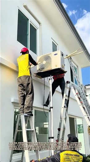 垂直の受け渡し：昇降機が届ける空調室外機の設置劇