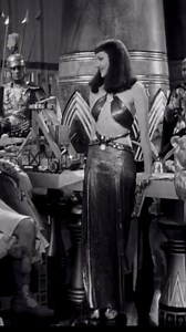 588K views · 12K reactions | Cleopatra, 1934, starring the iconic Claudette Colbert #hollywood #legend #oldhollywood #vintage #stars #fashion #cleopatra #cleópatra #claudettecolbert #vintage #vintagefashion #vintageaesthetic #egyptology #thisisegypt #reelsinstagram #hollywoodlandmark #costumes #oldhollywoodbeauty #beauty | Starlegendstories | Facebook