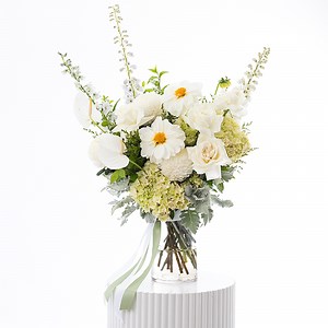 Shop Sympathy Flowers | Bereavement Bouquets | Flora Blume | Flora Blume