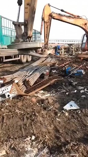 1.6M views · 7.4K reactions | Magnetic power #power #repairing #acrepair #Loading #loader #tricks #shorts #foryou #tips #repair #tipsandtricks #magnet #fast #powerful #industrial #commercial | Ac Repair Service Faridabad | Facebook