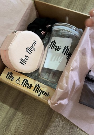 Personalized Bridal Gift Ideas for the Bride-to-Be